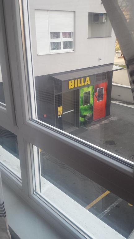 Flexible Selfcheckins 9 - Zagreb - Garage - Electric Vehicle Ccharger - Loggia - New - Apartments Repinc 9 Luaran gambar