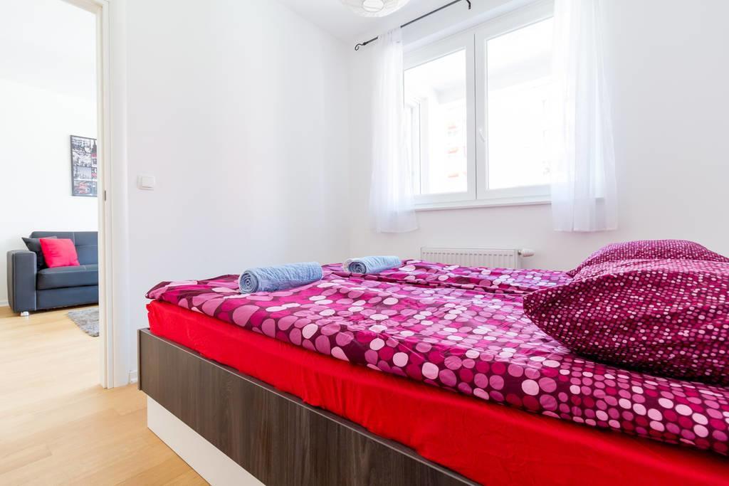 Flexible Selfcheckins 9 - Zagreb - Garage - Electric Vehicle Ccharger - Loggia - New - Apartments Repinc 9 Luaran gambar